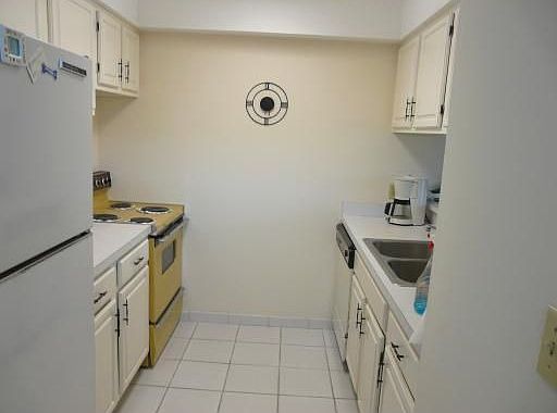 4th image of 5374 Stonybrook Dr