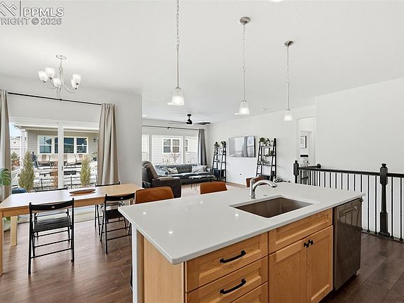 4th image of 6672 Rolling Creek Dr