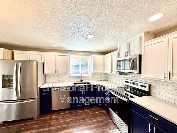 4th image of 9719 NE 60th Ave
