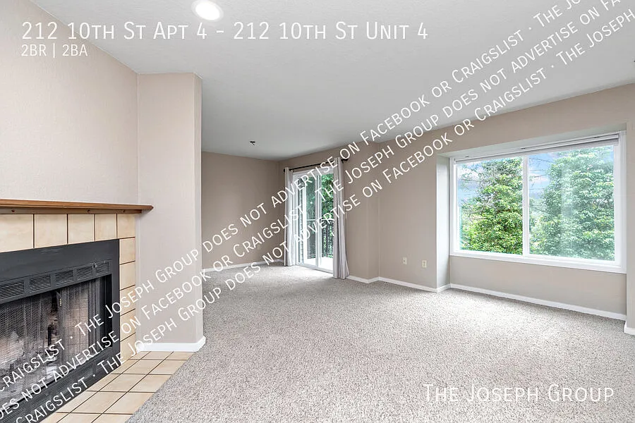 Chic 2-Bedroom Home in Kirkland! — Photo 3