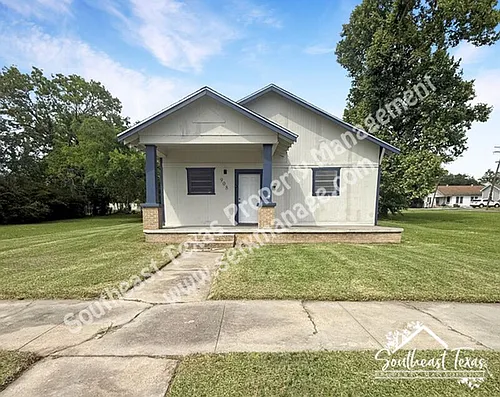 908 Stilwell Blvd Photo 1