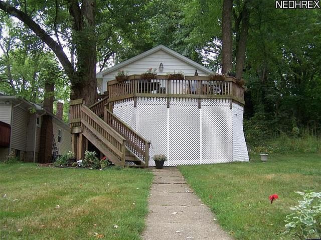 2nd image of 162 Oak Dr NW