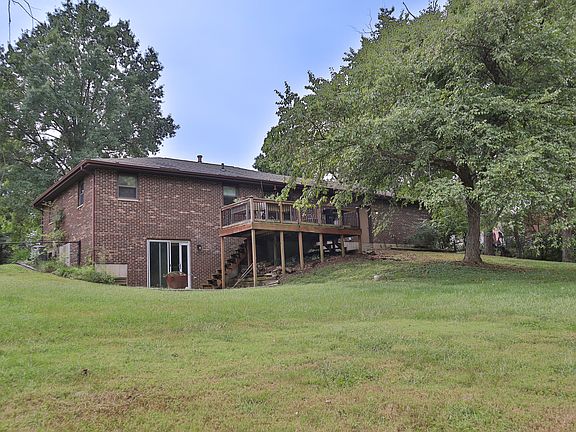 2nd image of 6607 Oak Ridge Ln
