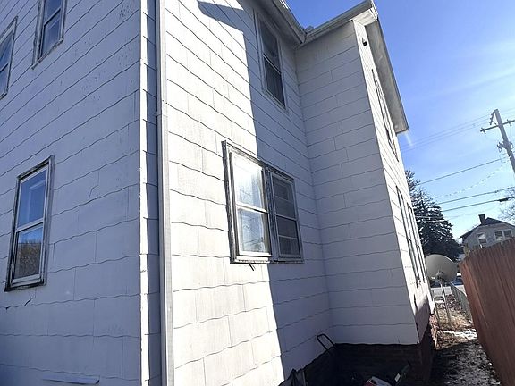 5th image of 1191 E Main St
