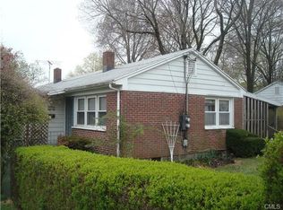 355 Stonybrook Rd, Stratford, CT 06614