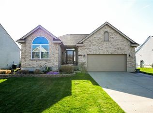 1105 Meadowsweet Dr, Clayton, OH 45315