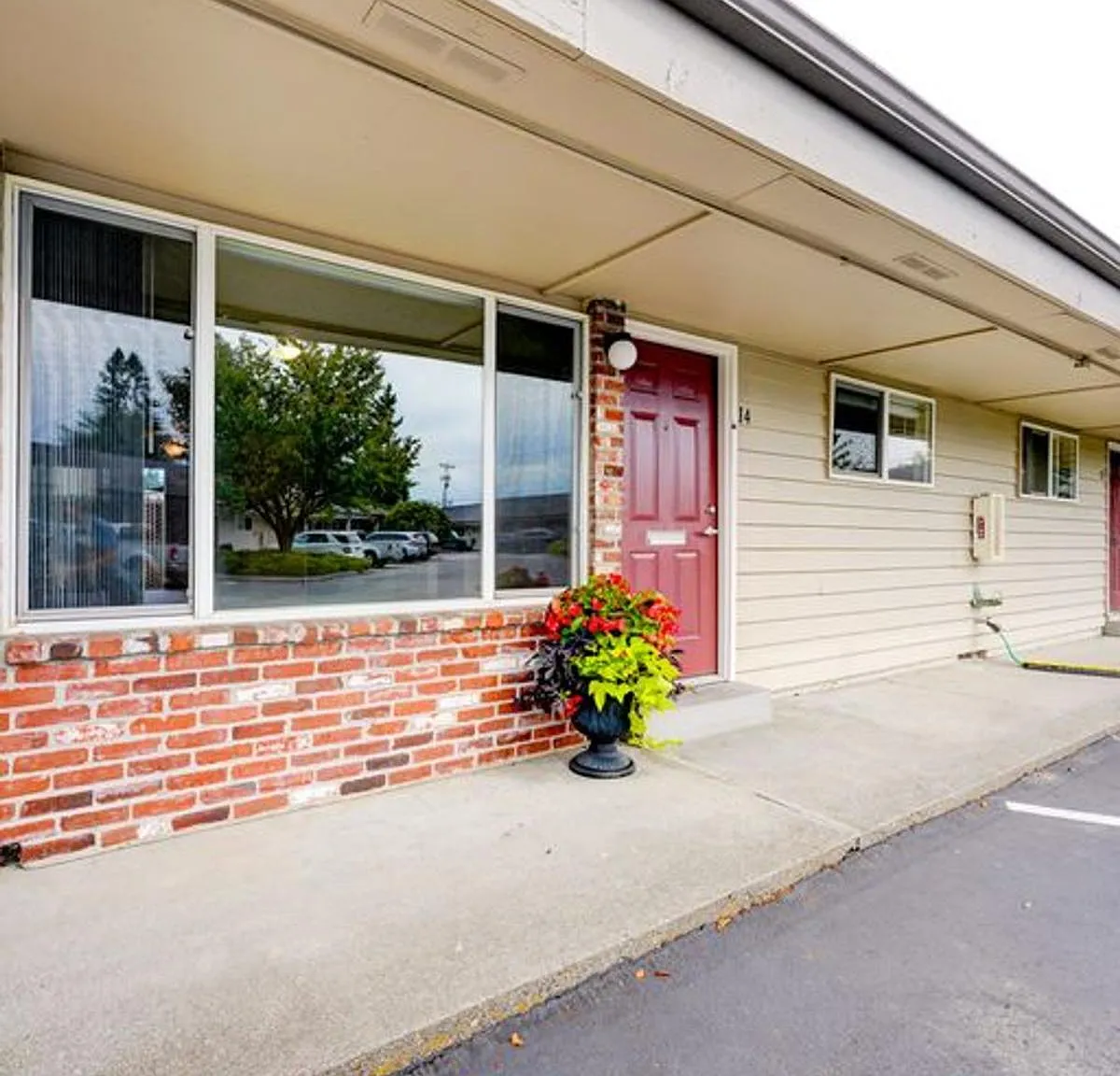 Fairway Village — Photo 1