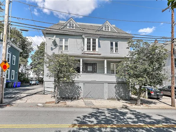 124 Pitman St, Providence, RI 02906