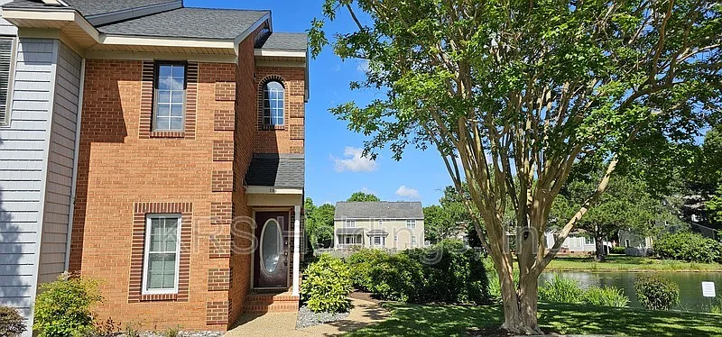 200 Mainsail Dr