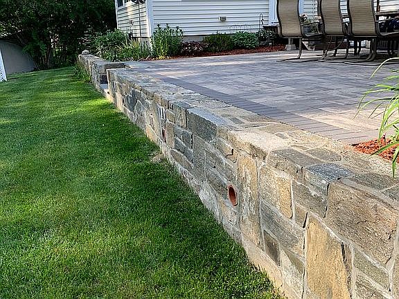 Retaining wall