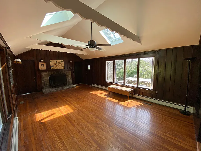 Living room - fireplace with wood insert