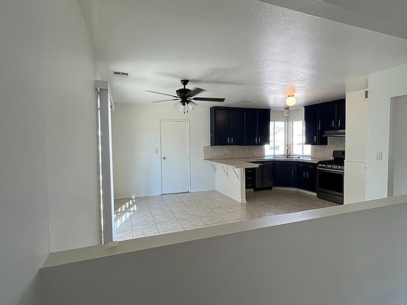 3rd image of 963 Talbert Ave