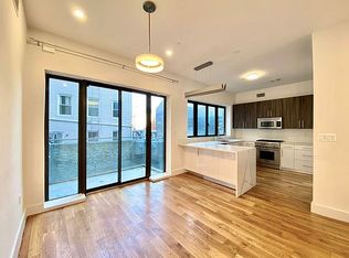 121 N 1st St #GF, Brooklyn, NY 11249