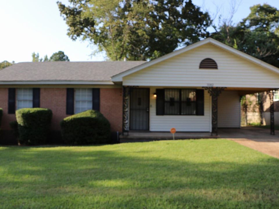 1st image of 3182 Maple Hill Dr