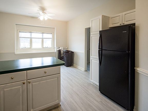 5th image of 423 Periwinkle Cir