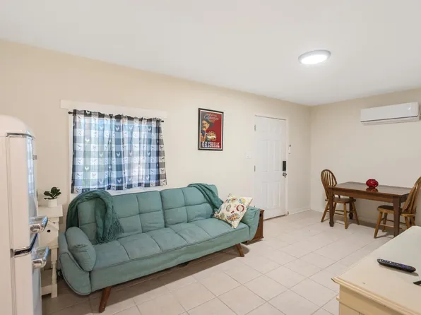 21 W Fremont St #3, Tombstone, AZ 85638