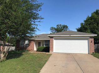 632 Cumberland Dr, Burleson, TX 76028