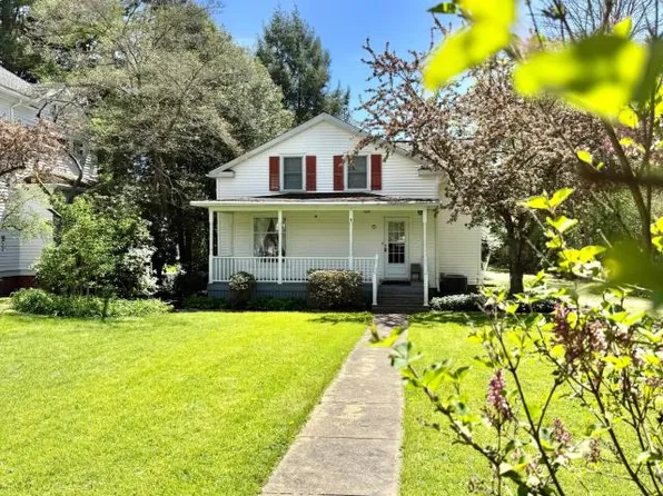 17 4th Ave #1, Warren, PA 16365