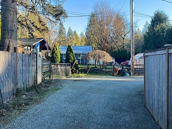 5th image of 32610 SE 108th St