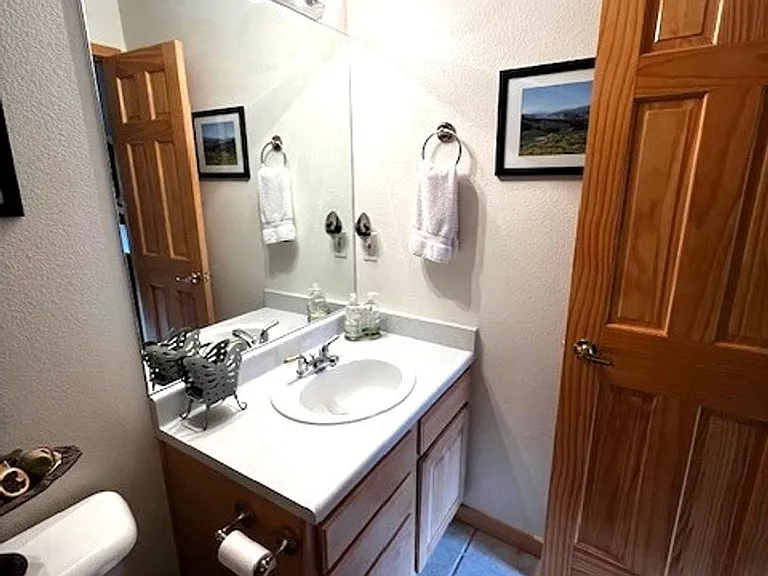174 Robin Dr — Photo 12