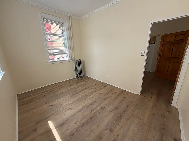 1343 Boynton Ave #1F — Photo 7
