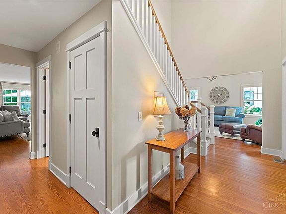 3rd image of 808 Poplar Ave