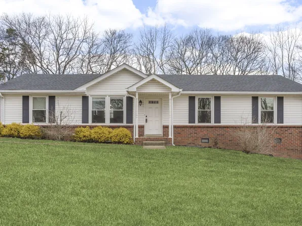 108 Hillwood Ct, Hendersonville, TN 37075