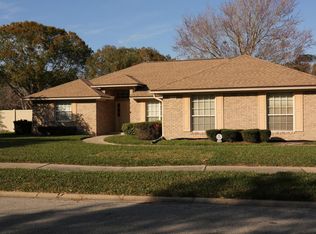 1745 Red Cypress Dr, Jacksonville, FL 32223
