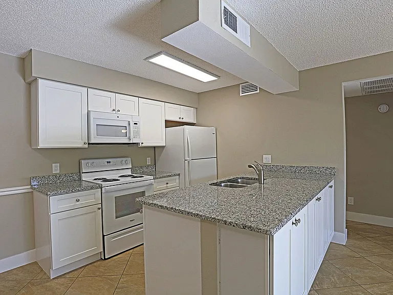 5303 Summerlin Rd #316 — Photo 6