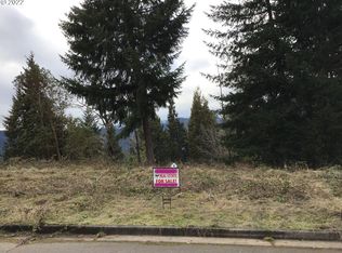 76697 S Bugle Loop, Oakridge, OR 97463