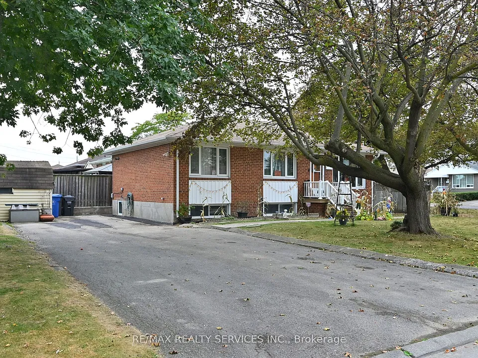 31 Brisco St