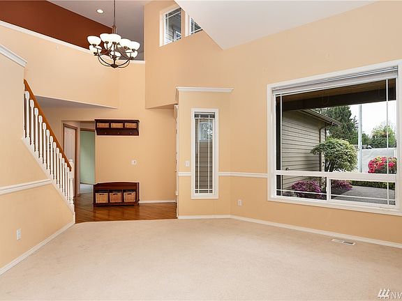 4th image of 3412 167th Pl SW