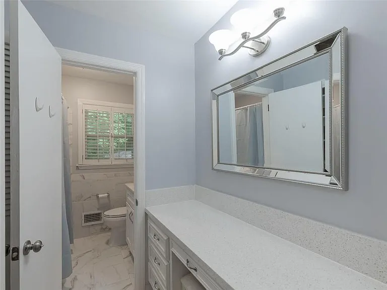 1110 Grimes Bridge Rd — Photo 22
