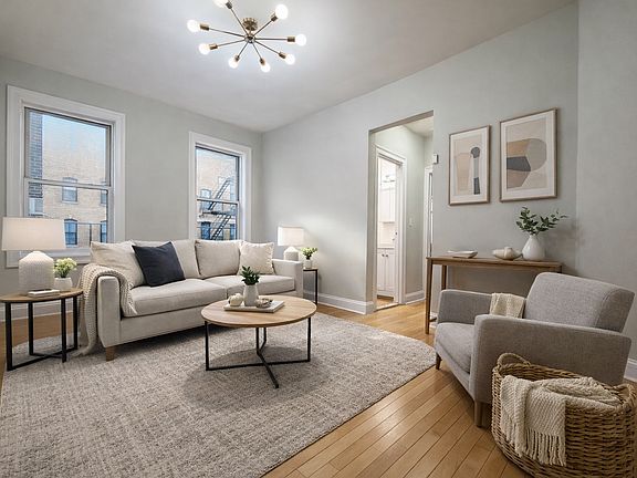 2nd image of 546 W 180th St APT 44