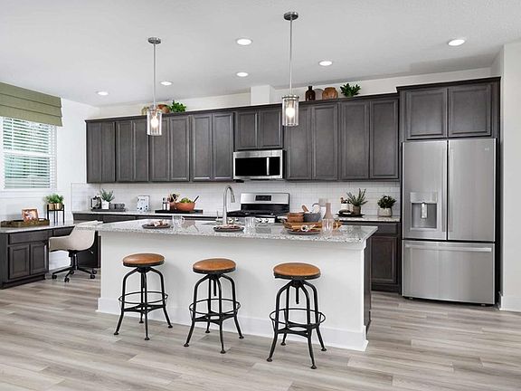 The Lively - Kitchen