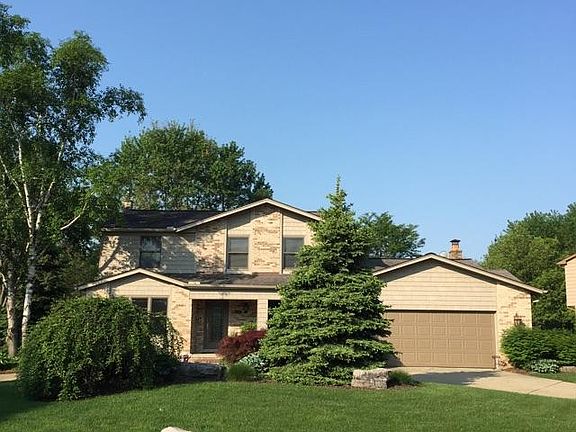 4th image of 22087 Cumberland Dr