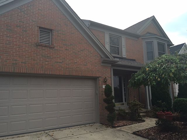 1st image of 907 Regents Park Dr