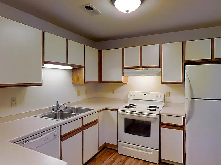 2979 S Gate Dr #2 — Photo 3