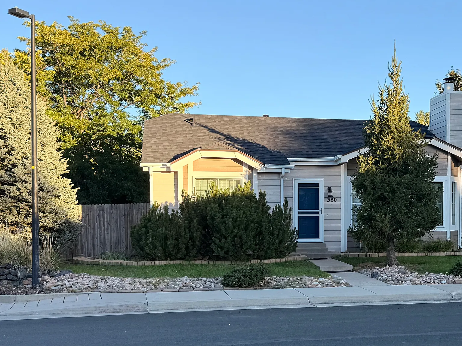 380 N Wagonwheel Trl — Photo 2