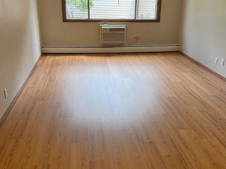 1625 Elmwood Ave #8 — Photo 3