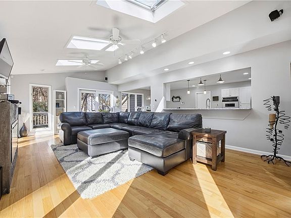 5th image of 8110 Ball Mill Rd