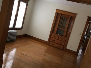 56 Hastings St, Springfield, MA 01104