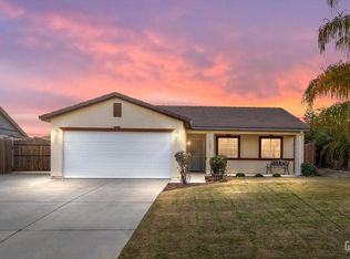 3221 Floral Meadow Dr, Bakersfield, CA 93308