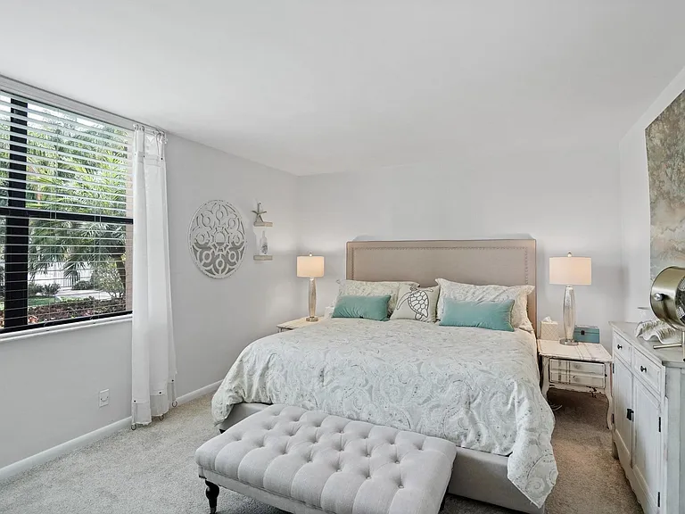 2255 Lindell Blvd #4105 — Photo 9