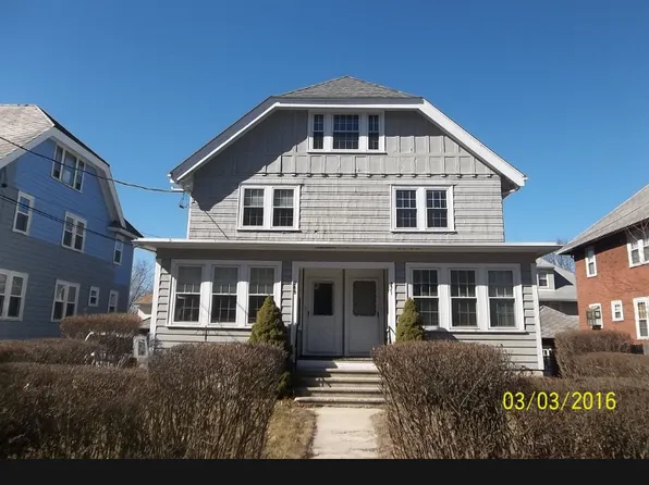 269 Winter St, Woonsocket, RI 02895