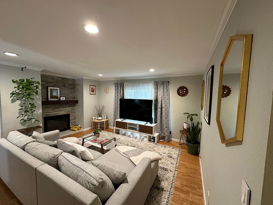 living area with fireplace