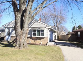 7425 Paul Bunyan Rd, Racine, WI 53402