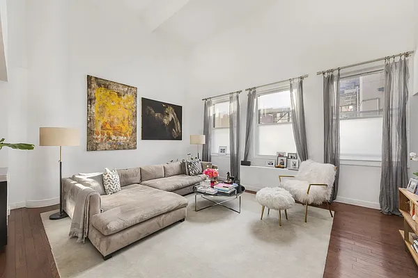 Rented by Compass | media 26