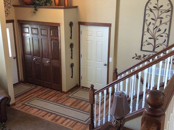 3rd image of 2513 Heritage Dr