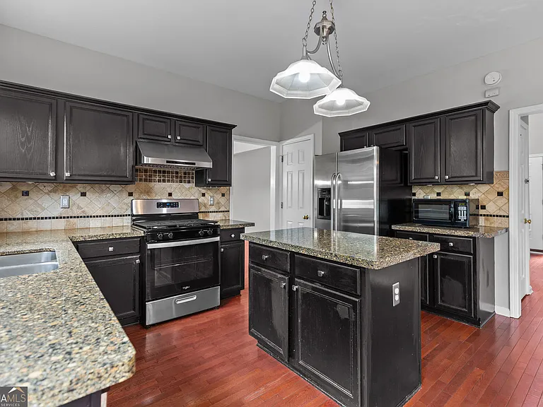 2315 Hiawassee Dr — Photo 10